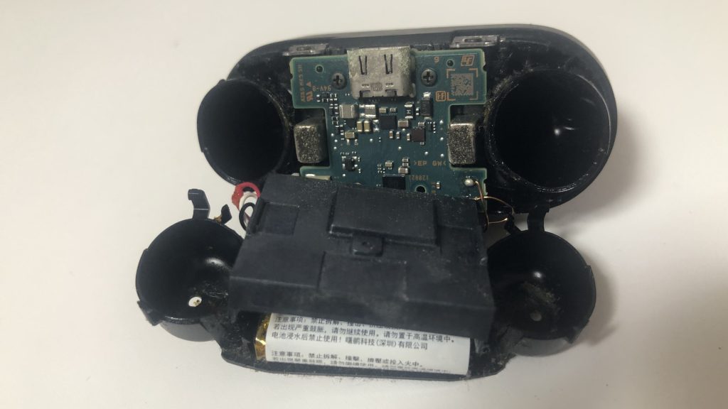 移転セール！　ケース イヤホン両方バッテリー新品交換　wf-1000xm4おまけ 61FMX25FJHL._AC_UF894,